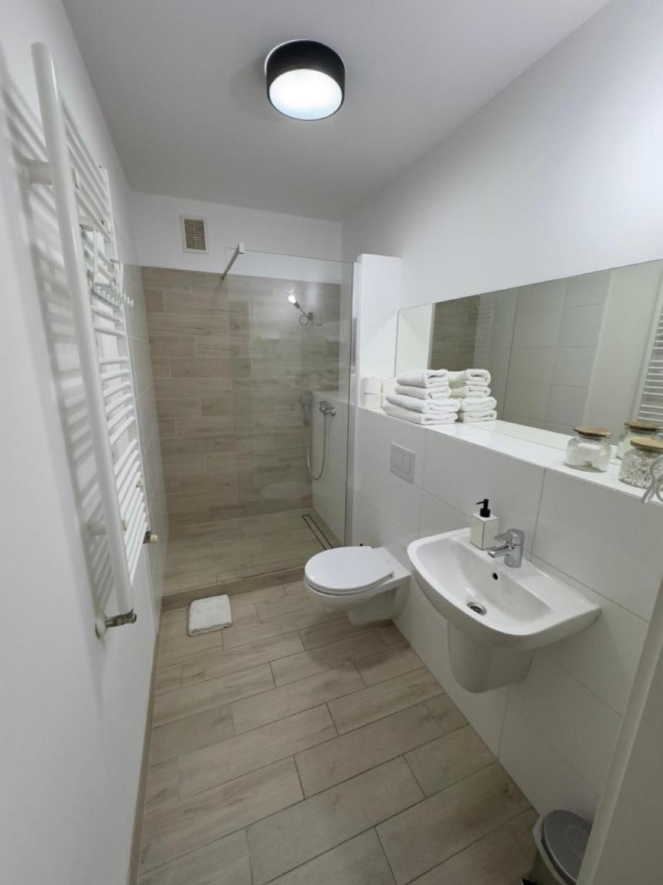 Apartamento Little White Frog Szczecin Exterior foto